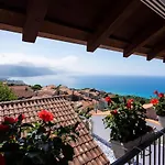 Ispani Inn Resort Couette-café
