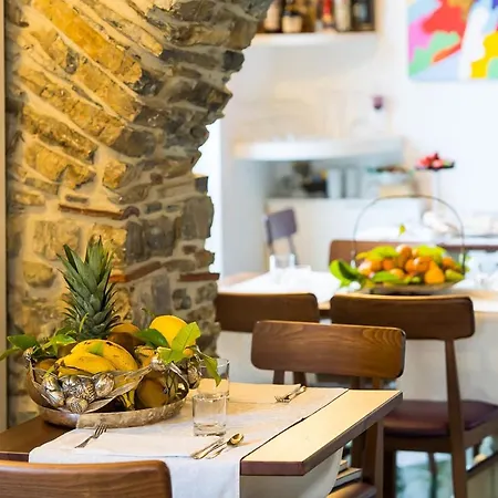 住宿加早餐酒店 Ispani Inn Resort 3*