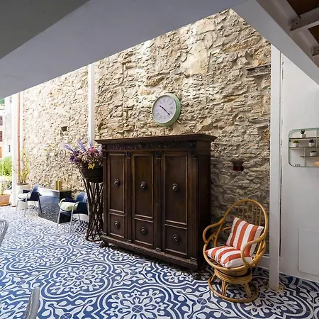 فندق مبيت وإفطار Ispani Inn Resort Ispani