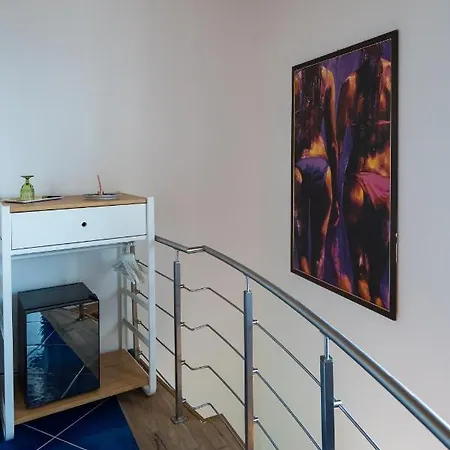 فندق مبيت وإفطار Ispani Inn Resort
