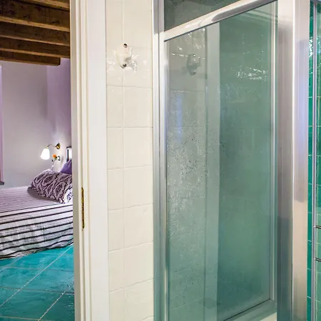 Ispani Inn Resort 3*