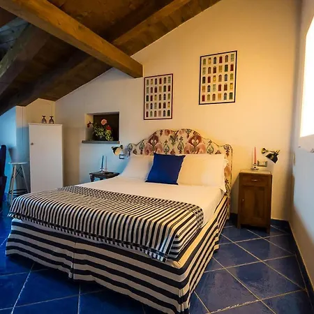 Ispani Inn Resort Bed and breakfast
