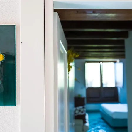 Ispani Inn Resort ベッド・アンド・ブレックファスト