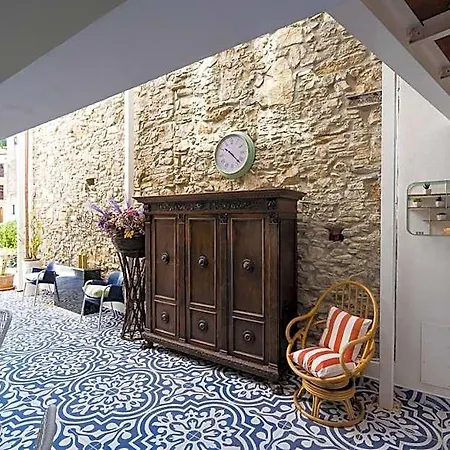 Bed & Breakfast Ispani Inn Resort 3*